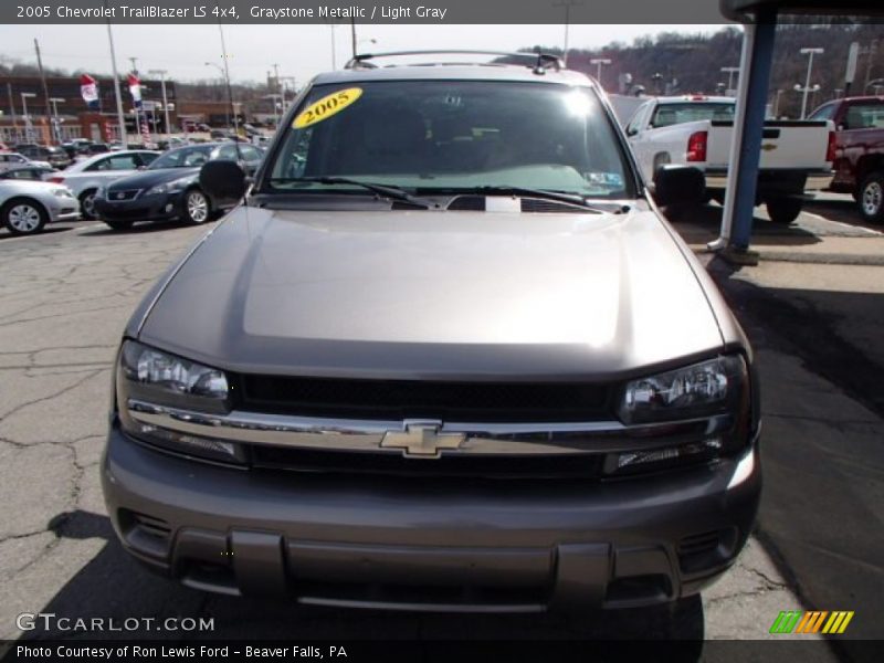 Graystone Metallic / Light Gray 2005 Chevrolet TrailBlazer LS 4x4