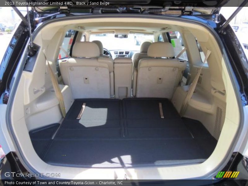 Black / Sand Beige 2013 Toyota Highlander Limited 4WD