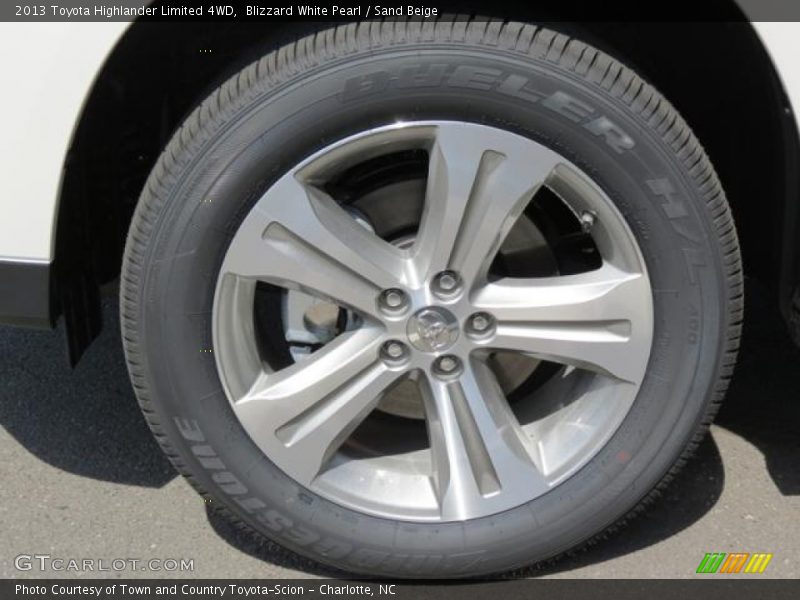 Blizzard White Pearl / Sand Beige 2013 Toyota Highlander Limited 4WD