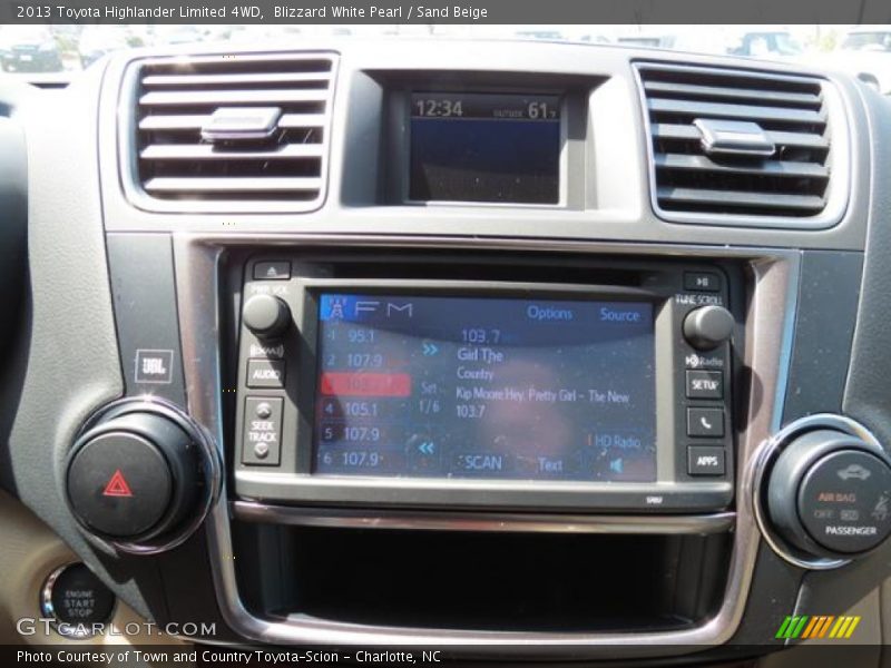 Blizzard White Pearl / Sand Beige 2013 Toyota Highlander Limited 4WD
