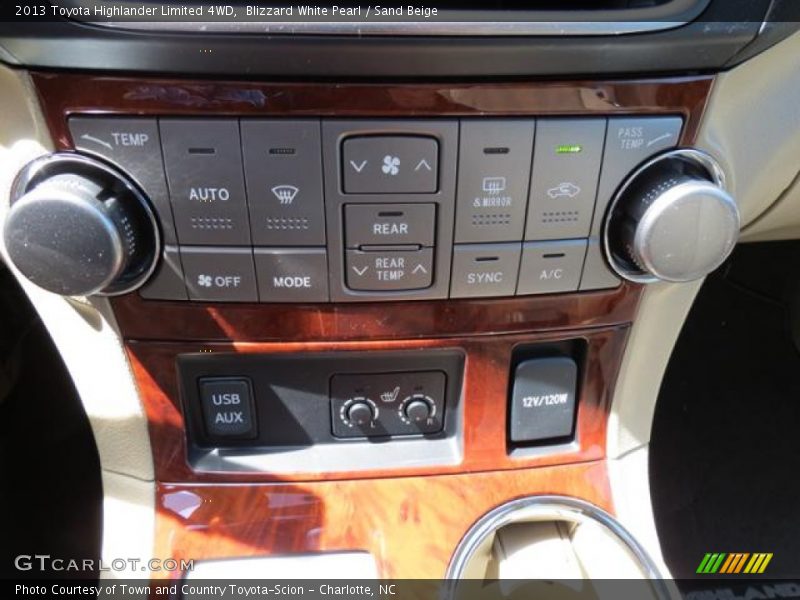 Blizzard White Pearl / Sand Beige 2013 Toyota Highlander Limited 4WD