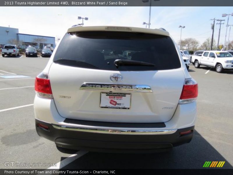 Blizzard White Pearl / Sand Beige 2013 Toyota Highlander Limited 4WD