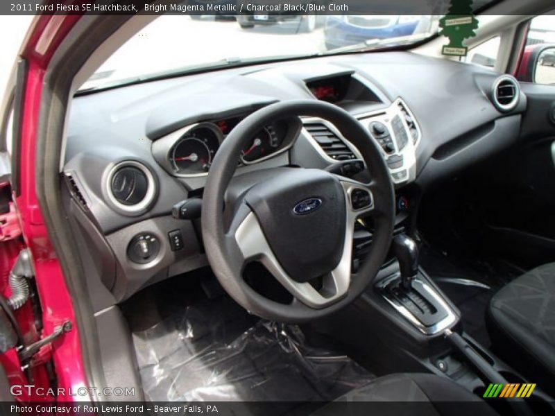 Bright Magenta Metallic / Charcoal Black/Blue Cloth 2011 Ford Fiesta SE Hatchback
