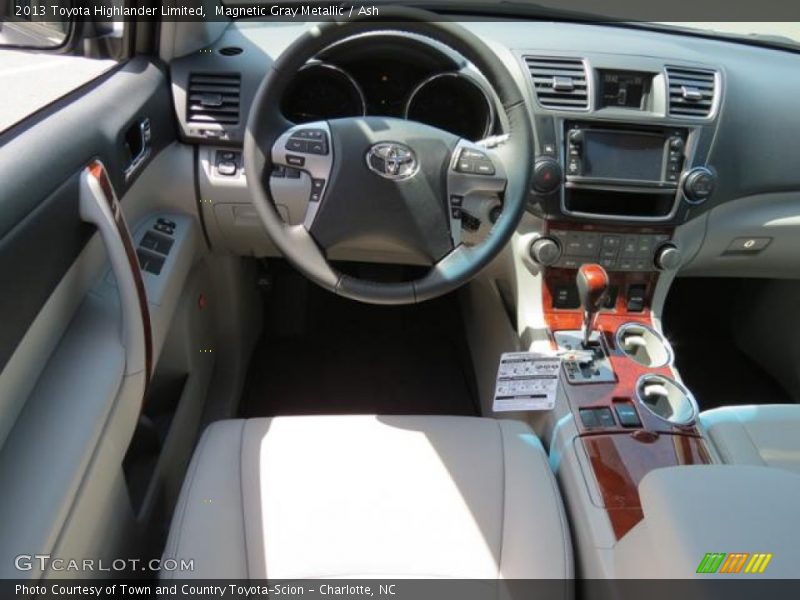 Magnetic Gray Metallic / Ash 2013 Toyota Highlander Limited