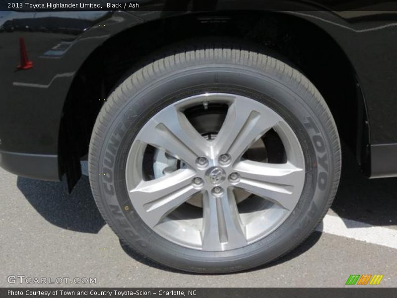 Black / Ash 2013 Toyota Highlander Limited