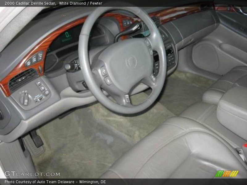 White Diamond / Pewter 2000 Cadillac DeVille Sedan