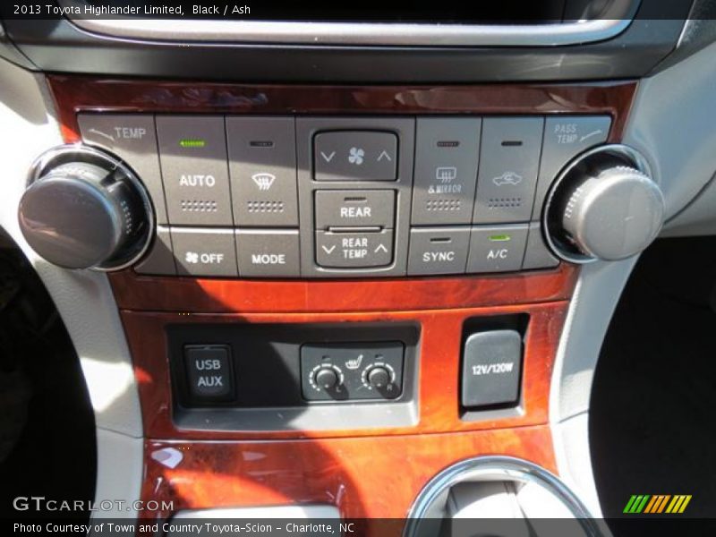 Black / Ash 2013 Toyota Highlander Limited