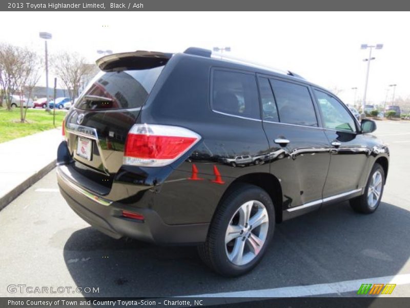 Black / Ash 2013 Toyota Highlander Limited