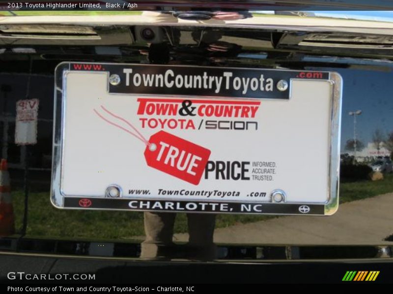 Black / Ash 2013 Toyota Highlander Limited