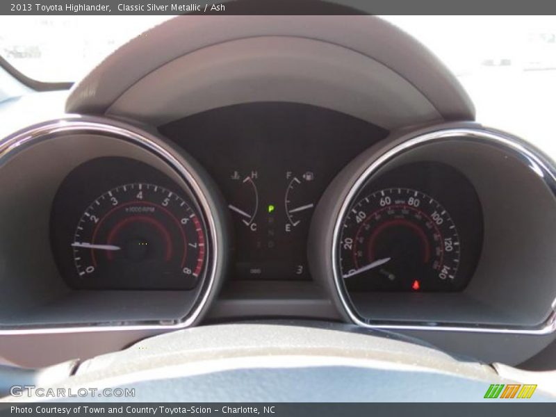Classic Silver Metallic / Ash 2013 Toyota Highlander