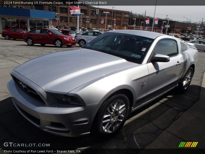 Front 3/4 View of 2014 Mustang V6 Premium Coupe