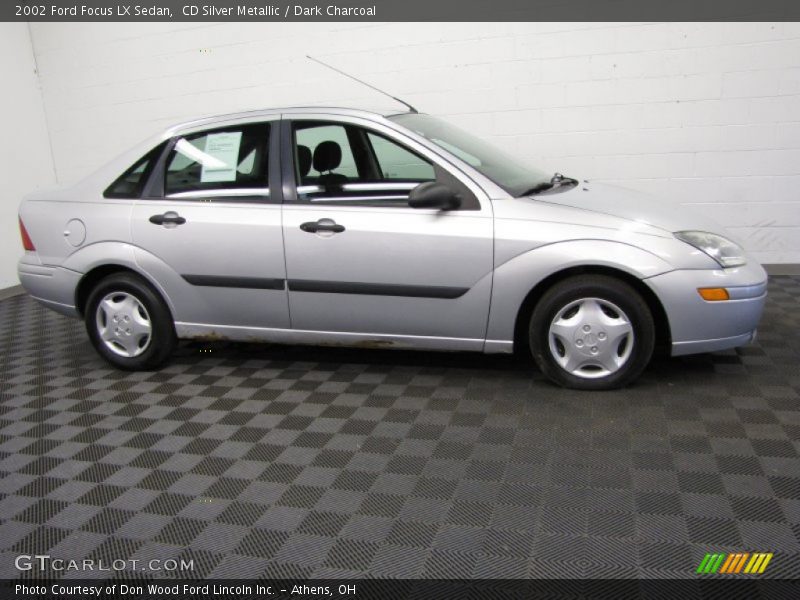 CD Silver Metallic / Dark Charcoal 2002 Ford Focus LX Sedan