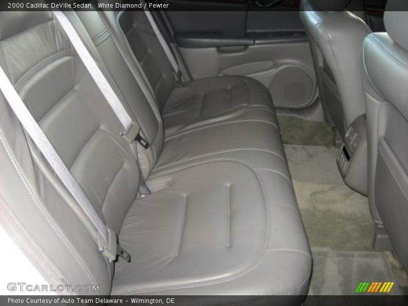 White Diamond / Pewter 2000 Cadillac DeVille Sedan