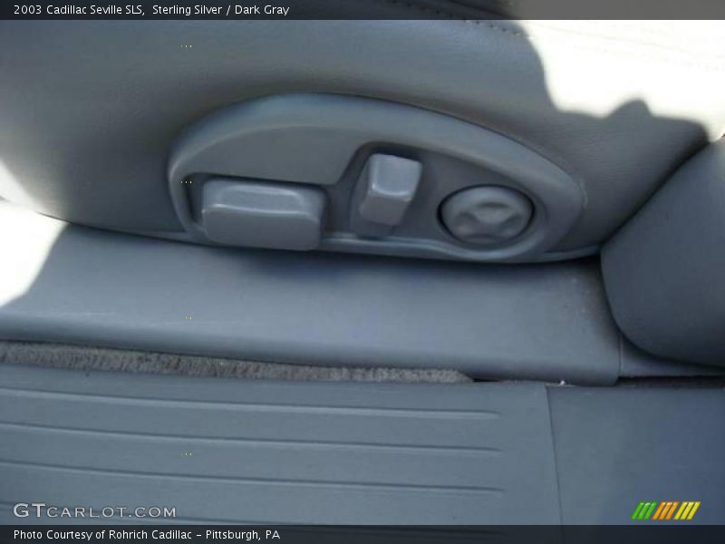 Sterling Silver / Dark Gray 2003 Cadillac Seville SLS