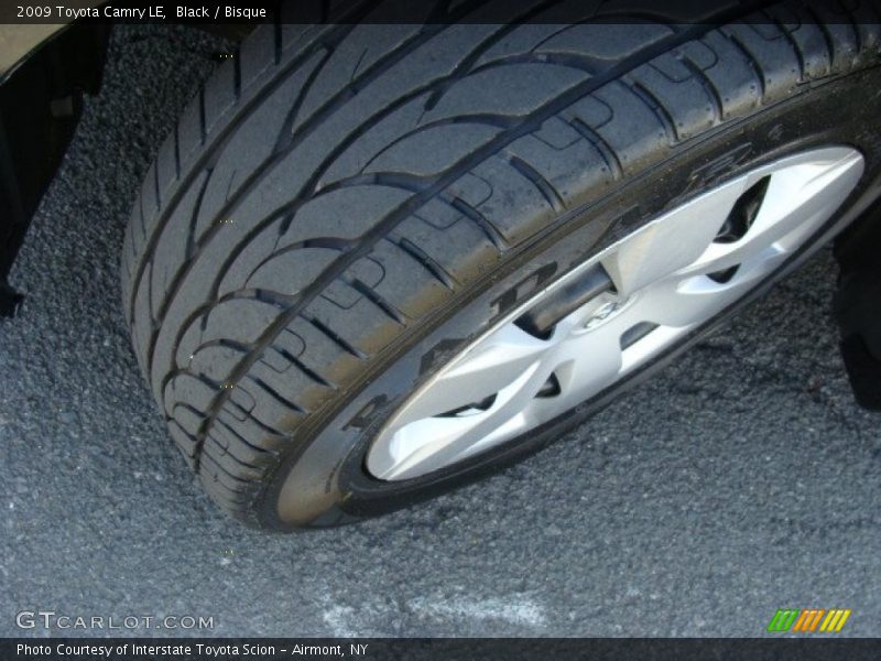 Black / Bisque 2009 Toyota Camry LE