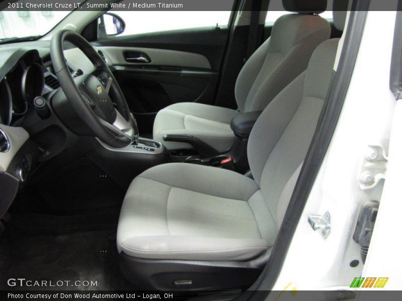 Summit White / Medium Titanium 2011 Chevrolet Cruze LT