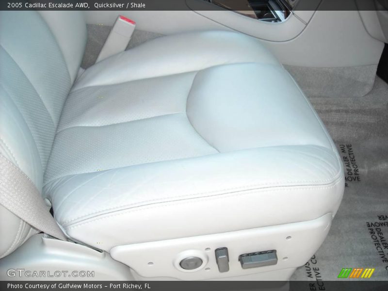 Quicksilver / Shale 2005 Cadillac Escalade AWD