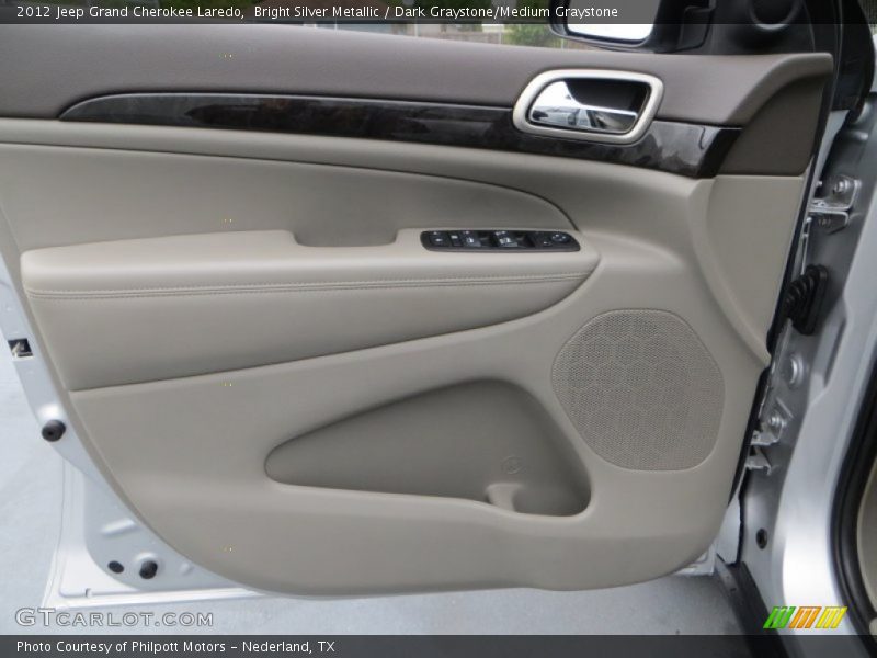 Bright Silver Metallic / Dark Graystone/Medium Graystone 2012 Jeep Grand Cherokee Laredo