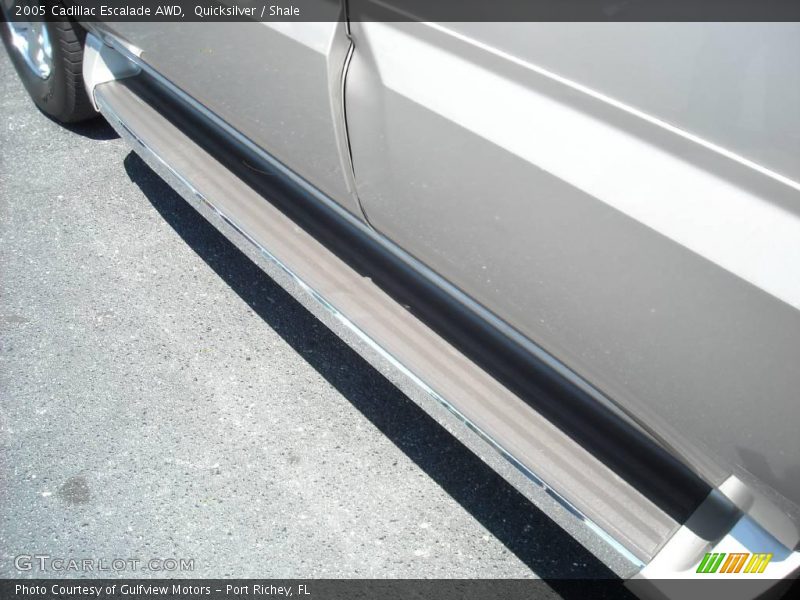 Quicksilver / Shale 2005 Cadillac Escalade AWD