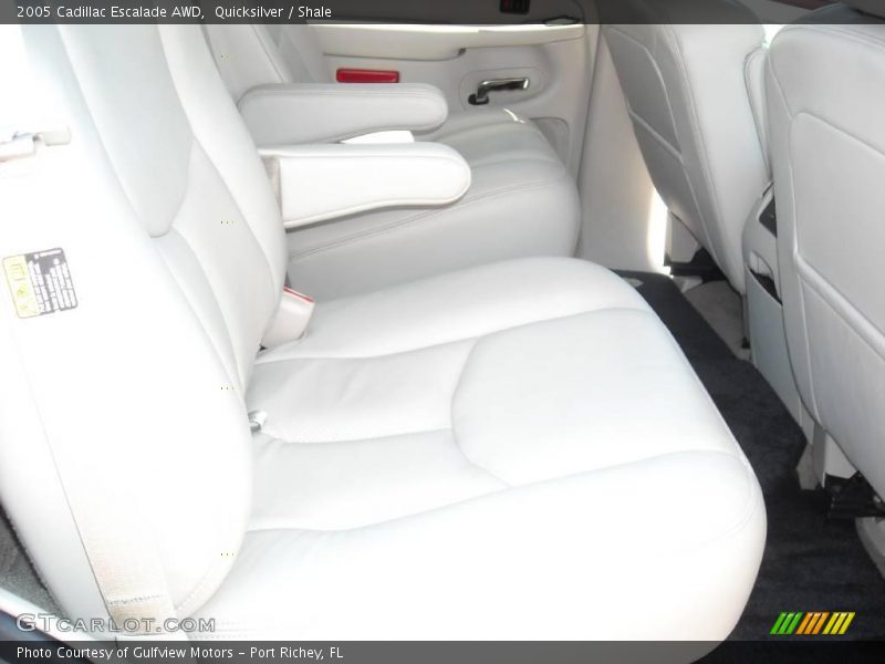 Quicksilver / Shale 2005 Cadillac Escalade AWD