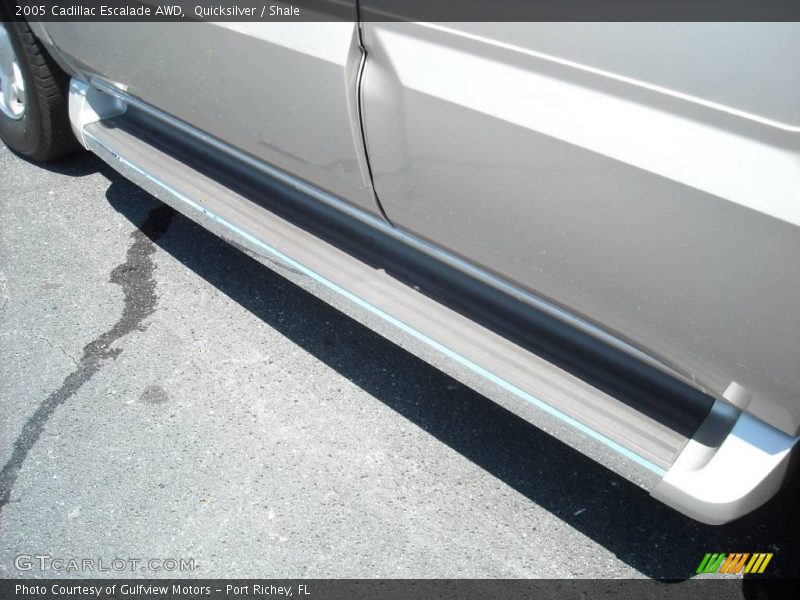 Quicksilver / Shale 2005 Cadillac Escalade AWD