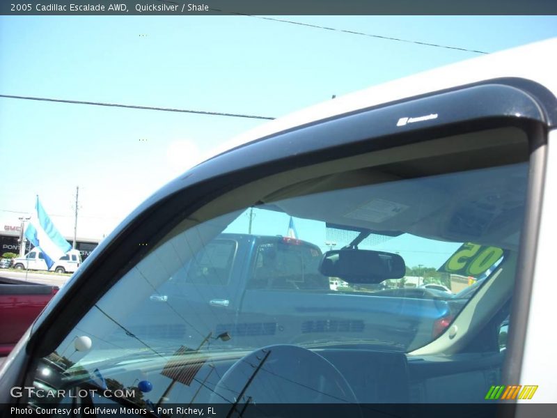Quicksilver / Shale 2005 Cadillac Escalade AWD