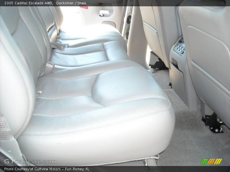 Quicksilver / Shale 2005 Cadillac Escalade AWD