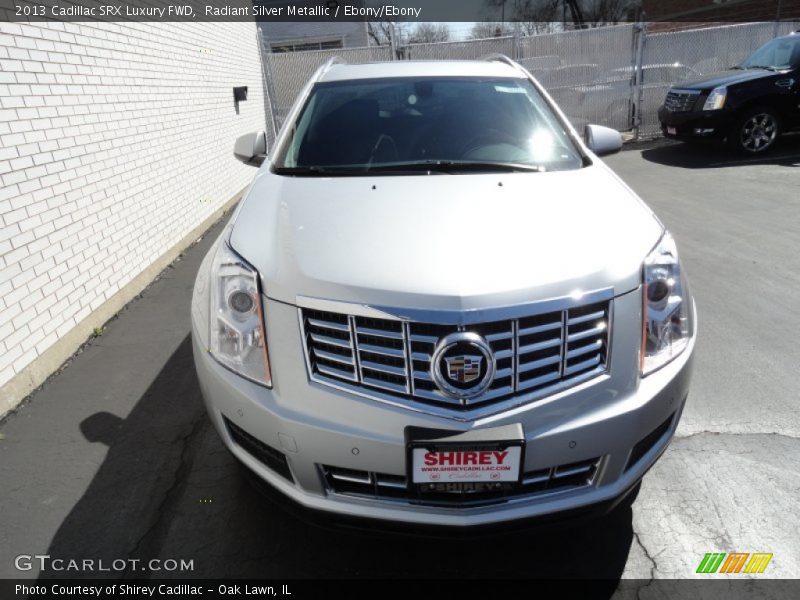 Radiant Silver Metallic / Ebony/Ebony 2013 Cadillac SRX Luxury FWD
