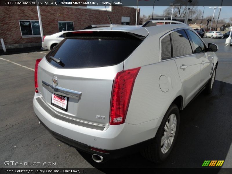 Radiant Silver Metallic / Ebony/Ebony 2013 Cadillac SRX Luxury FWD