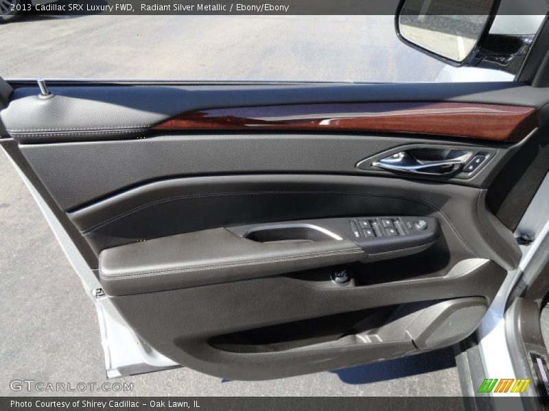 Radiant Silver Metallic / Ebony/Ebony 2013 Cadillac SRX Luxury FWD