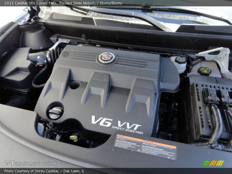 Radiant Silver Metallic / Ebony/Ebony 2013 Cadillac SRX Luxury FWD