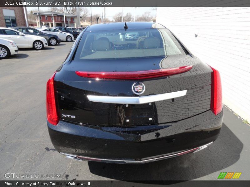 Black Raven / Shale/Cocoa 2013 Cadillac XTS Luxury FWD