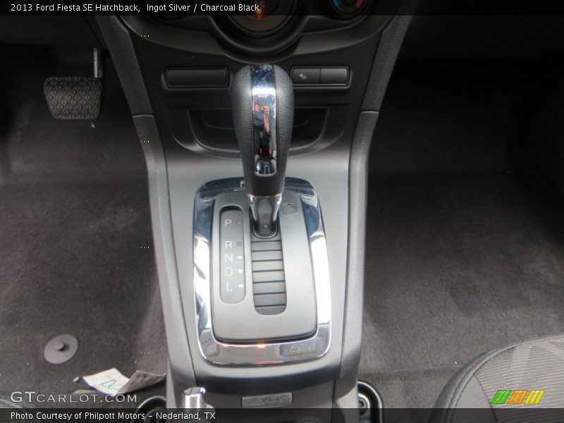  2013 Fiesta SE Hatchback 6 Speed PowerShift Automatic Shifter