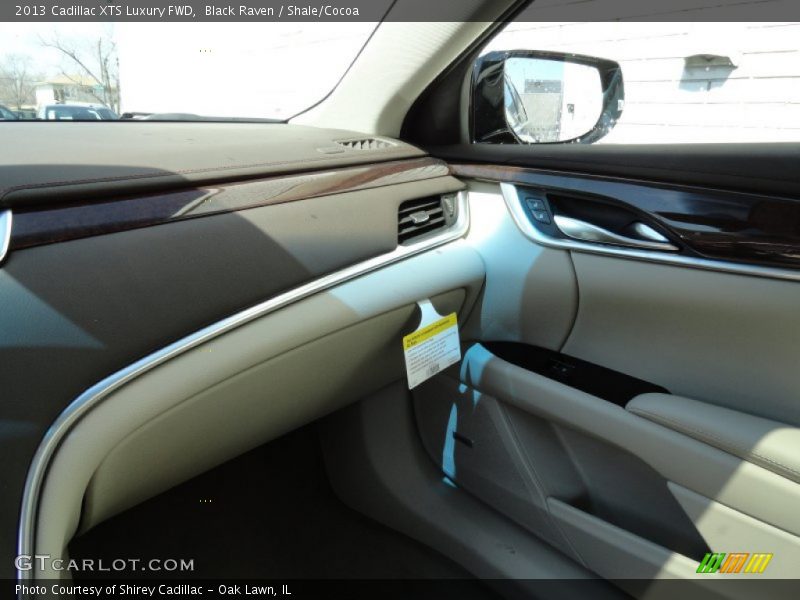 Black Raven / Shale/Cocoa 2013 Cadillac XTS Luxury FWD