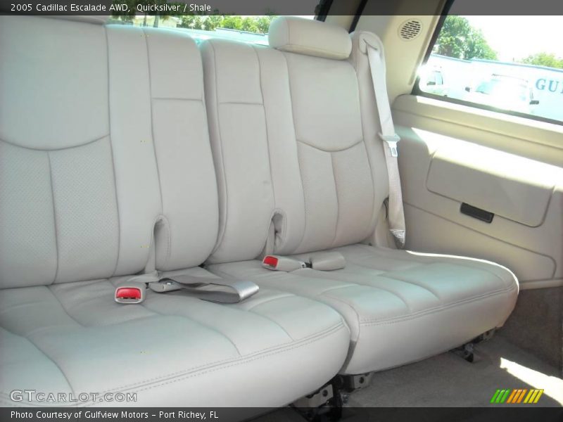 Quicksilver / Shale 2005 Cadillac Escalade AWD