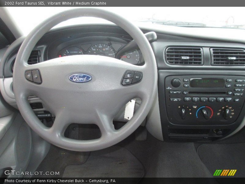 Vibrant White / Medium Graphite 2002 Ford Taurus SES