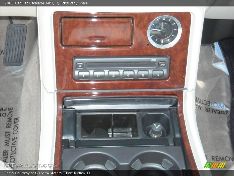 Quicksilver / Shale 2005 Cadillac Escalade AWD