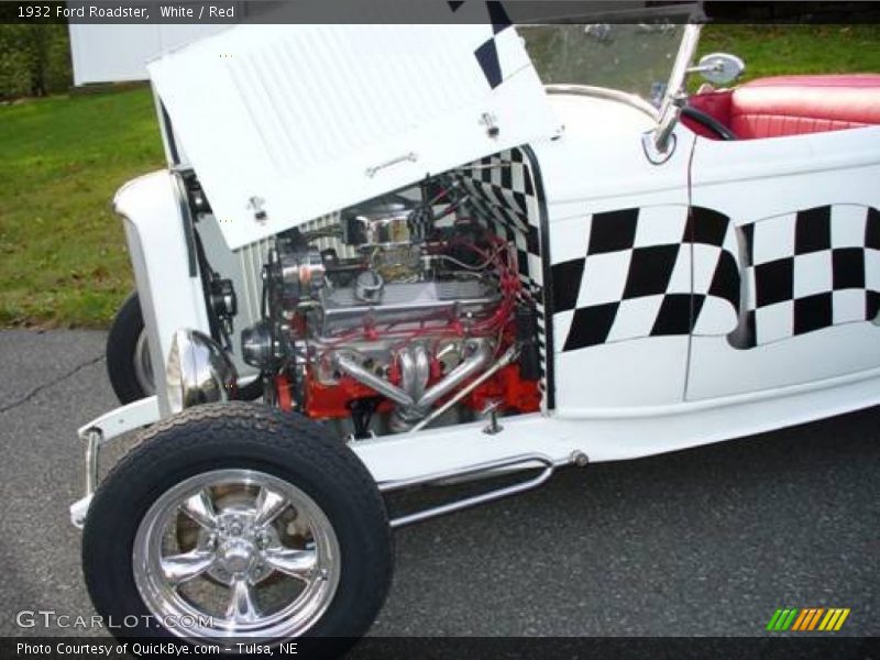  1932 Roadster  Engine - 355 Small Block Chevy V8