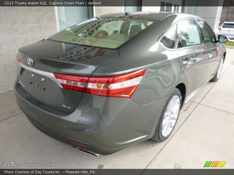 Cypress Green Pearl / Almond 2013 Toyota Avalon XLE