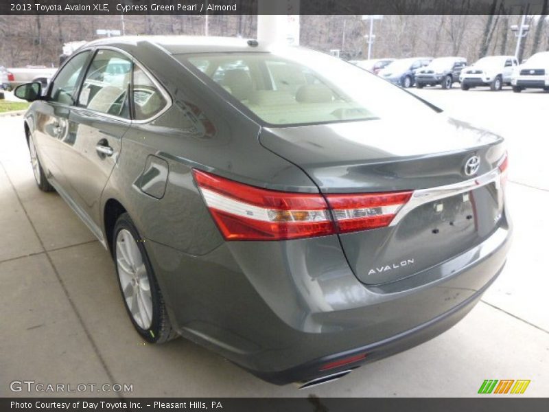 Cypress Green Pearl / Almond 2013 Toyota Avalon XLE
