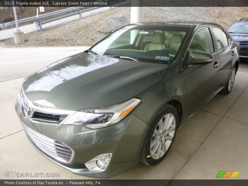 Cypress Green Pearl / Almond 2013 Toyota Avalon XLE