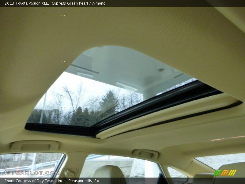 Cypress Green Pearl / Almond 2013 Toyota Avalon XLE
