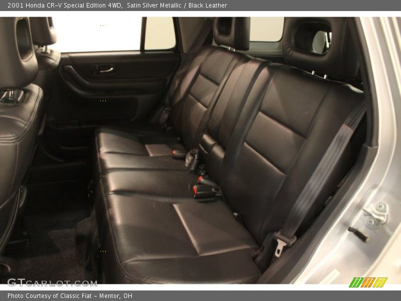 Satin Silver Metallic / Black Leather 2001 Honda CR-V Special Edition 4WD