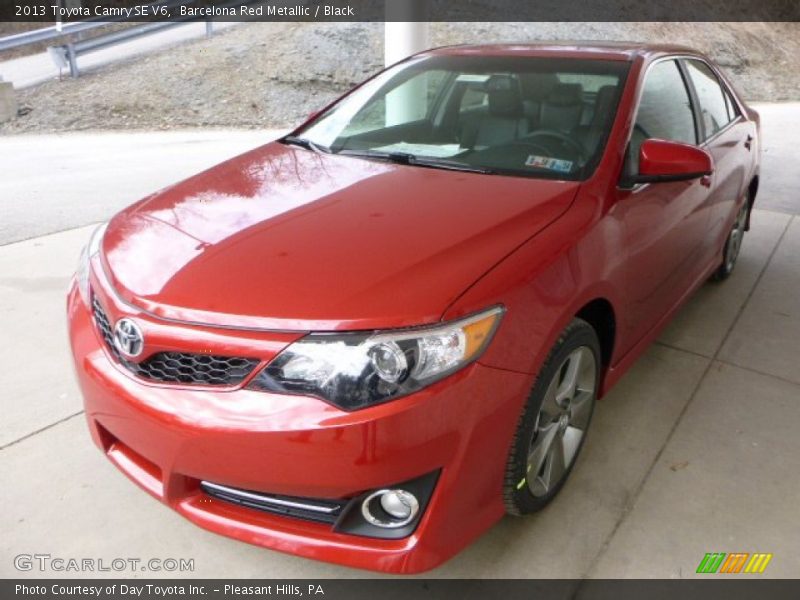 Barcelona Red Metallic / Black 2013 Toyota Camry SE V6