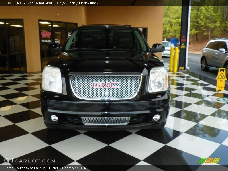Onyx Black / Ebony Black 2007 GMC Yukon Denali AWD