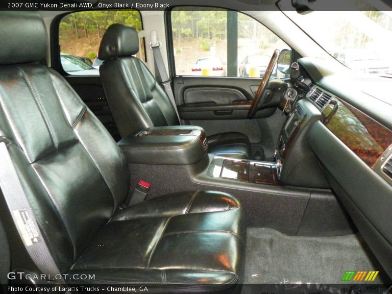 Onyx Black / Ebony Black 2007 GMC Yukon Denali AWD