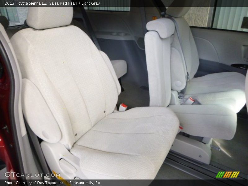 Salsa Red Pearl / Light Gray 2013 Toyota Sienna LE