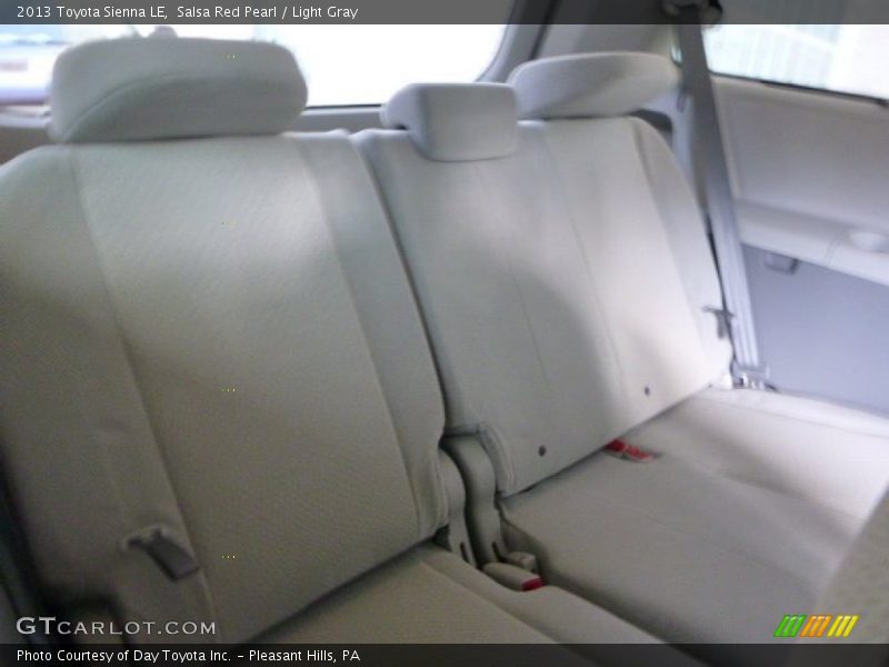 Salsa Red Pearl / Light Gray 2013 Toyota Sienna LE