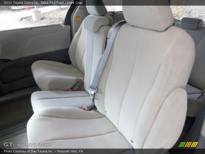 Salsa Red Pearl / Light Gray 2013 Toyota Sienna LE