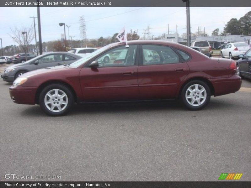 Merlot Metallic / Medium/Dark Flint 2007 Ford Taurus SE